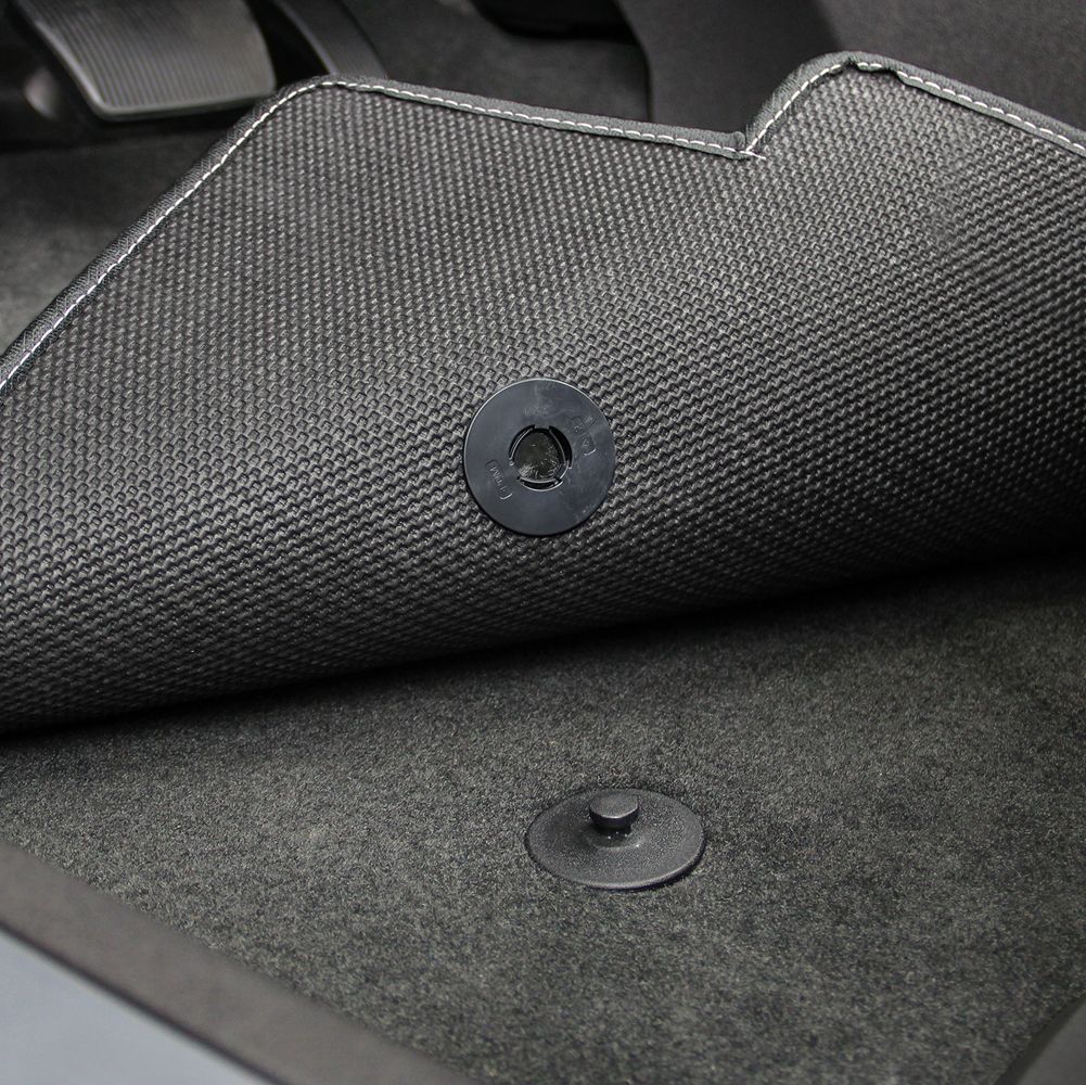 Lloyd Mats Car Floor Mat Cadillac Logo for Cadillac 2011-2015 CTS - Ebony - Picture 4 of 14
