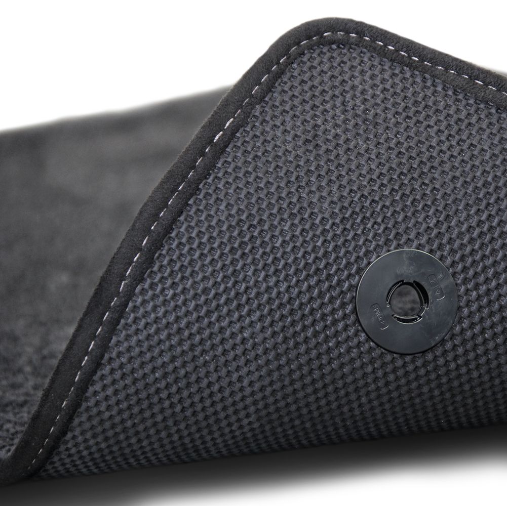 Lloyd Mats Car Floor Mat Cadillac Logo for Cadillac 2011-2015 CTS - Ebony - Picture 12 of 14
