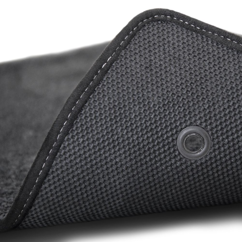 Lloyd Mats Car Floor Mat Plain for Toyota 2007-2011 Camry - Ebony - Picture 10 of 10